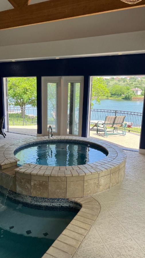 マーブル・フォールズ Luxurious Lakehouse With Indoor Pool-Hot Tub-Fire Pitヴィラ エクステリア 写真